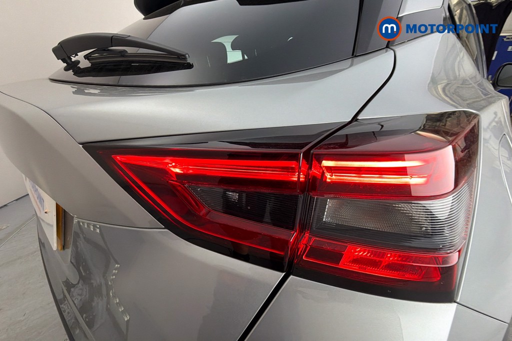 Nissan Juke N-Connecta Automatic Petrol SUV - Stock Number (1665089) - 38th supplementary image