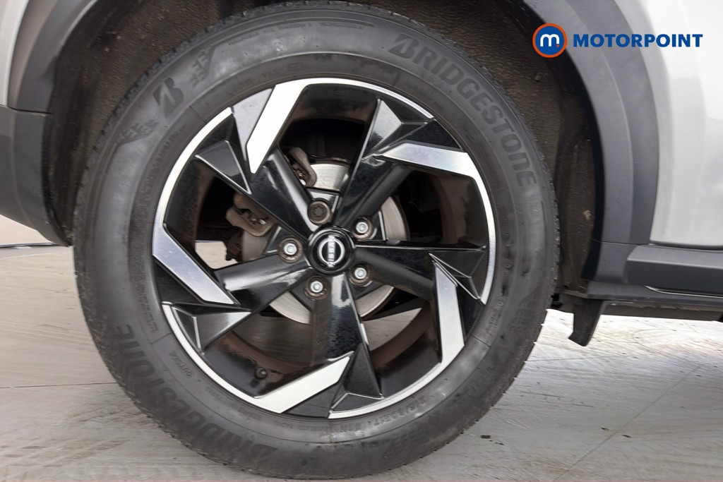 Nissan Juke N-Connecta Automatic Petrol SUV - Stock Number (1665089) - 49th supplementary image