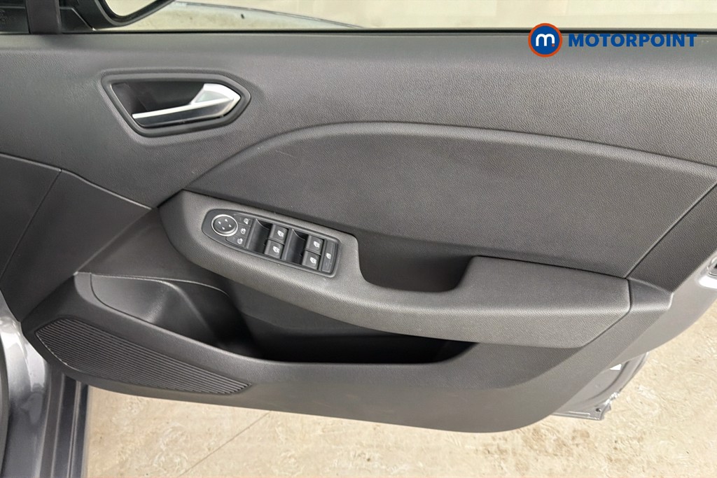 Renault Clio Evolution Manual Petrol Hatchback - Stock Number (1665116) - 19th supplementary image