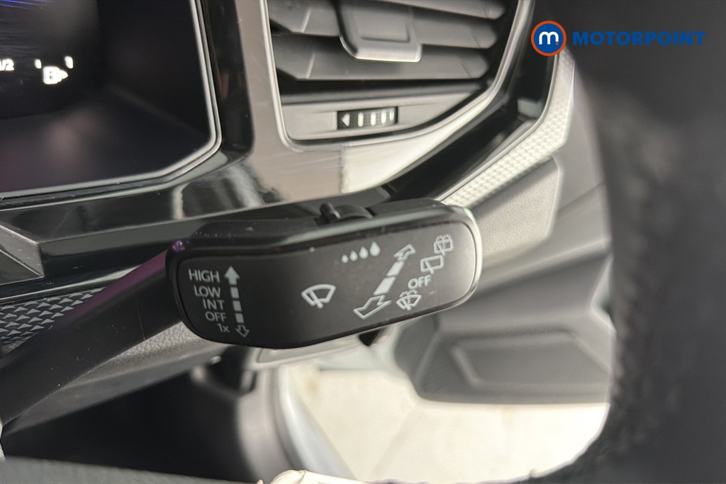 Volkswagen Taigo Life Manual Petrol SUV - Stock Number (1665176) - 6th supplementary image