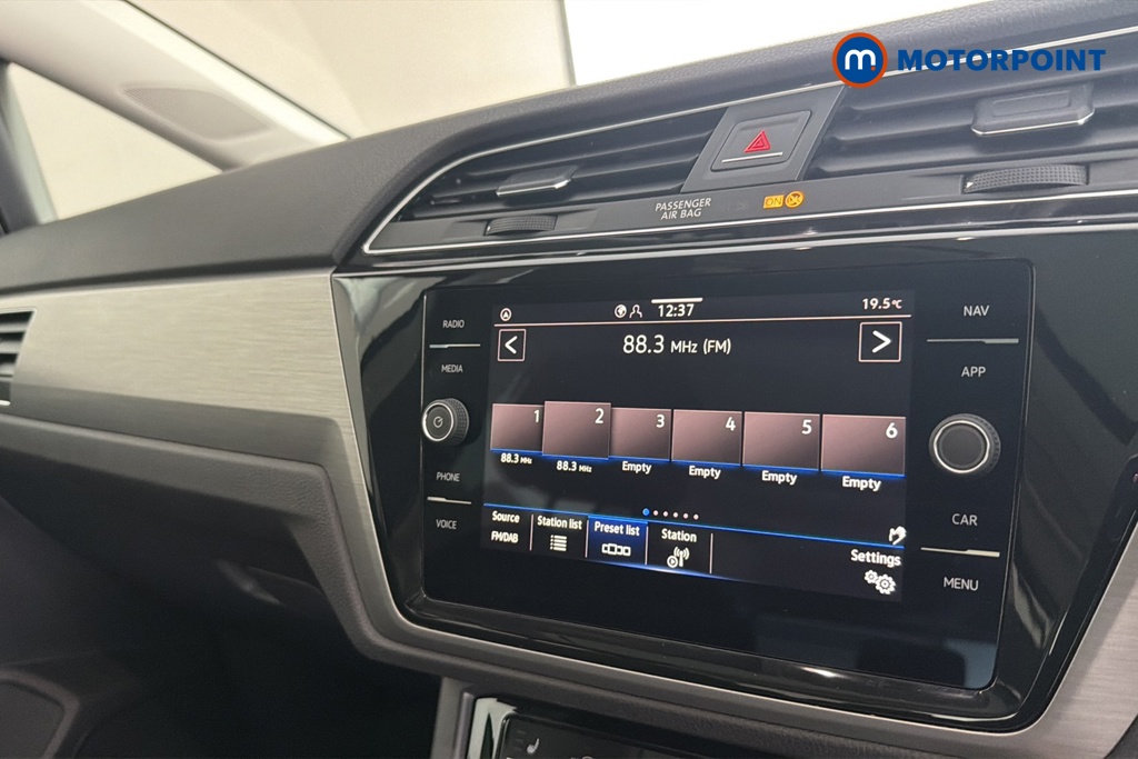 Volkswagen Touran Match Manual Petrol People Carrier - Stock Number (1665410) - 8th supplementary image