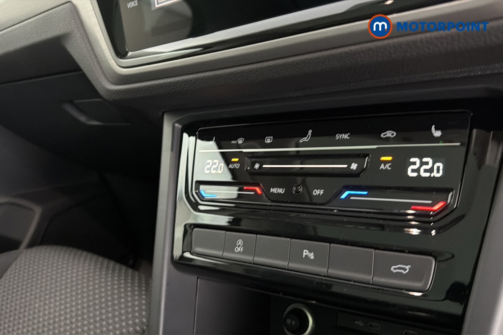Volkswagen Touran Match Manual Petrol People Carrier - Stock Number (1665410) - 12th supplementary image