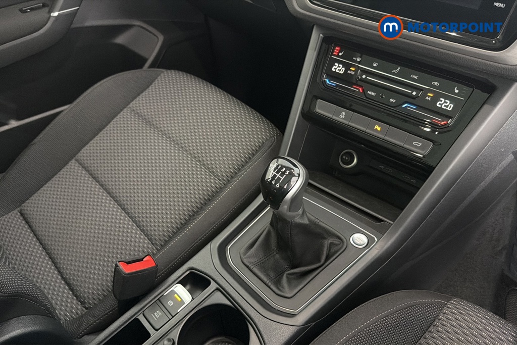 Volkswagen Touran Match Manual Petrol People Carrier - Stock Number (1665410) - 15th supplementary image