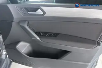 Volkswagen Touran Match Manual Petrol People Carrier - Stock Number (1665410) - 18th supplementary image