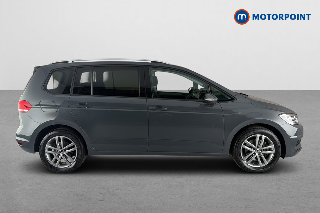 Volkswagen Touran Match Manual Petrol People Carrier - Stock Number (1665410) - Passenger side