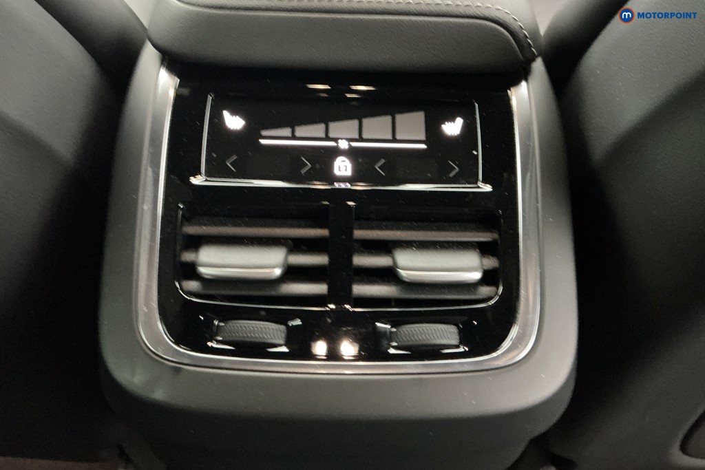 Volvo Xc60 Plus Automatic Petrol SUV - Stock Number (1665426) - 10th supplementary image