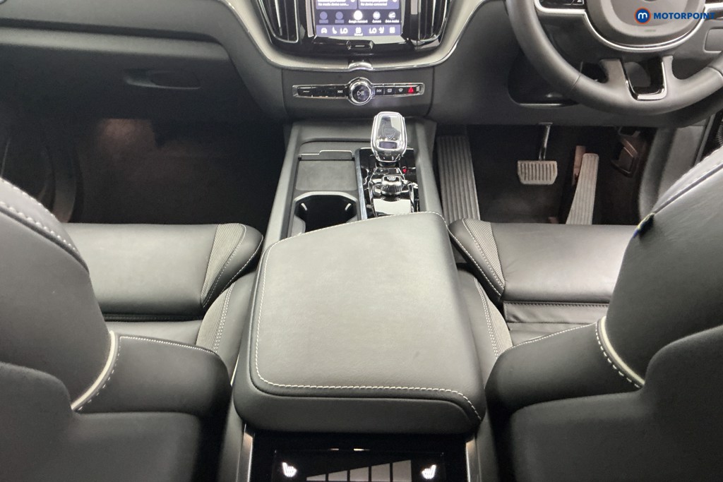 Volvo Xc60 Plus Automatic Petrol SUV - Stock Number (1665426) - 11th supplementary image