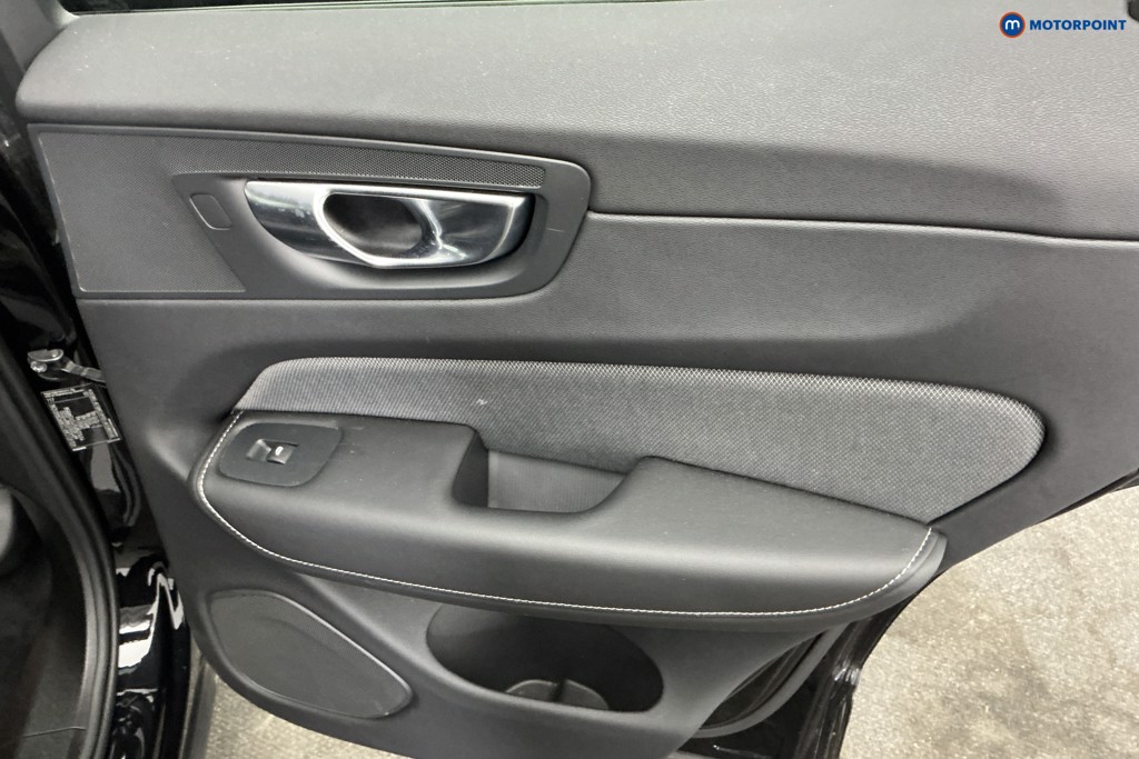Volvo Xc60 Plus Automatic Petrol SUV - Stock Number (1665426) - 24th supplementary image