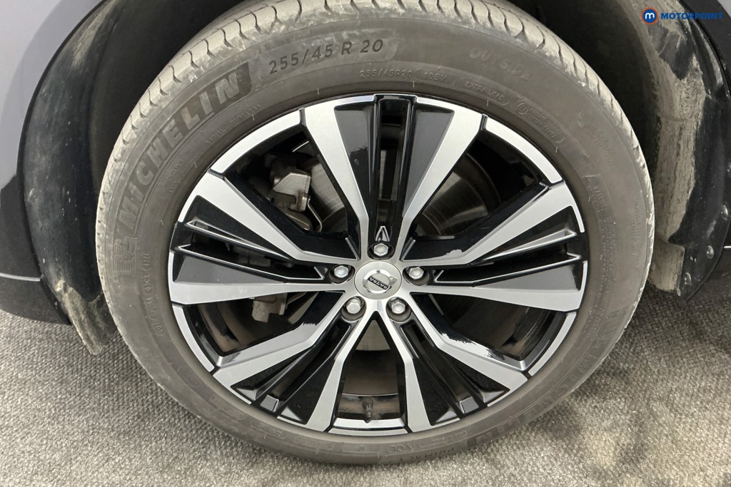 Volvo Xc60 Plus Automatic Petrol SUV - Stock Number (1665426) - 34th supplementary image