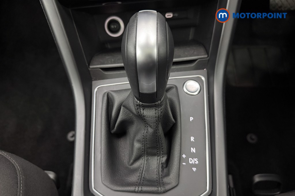 Volkswagen Touran Match Automatic Petrol People Carrier - Stock Number (1666019) - 7th supplementary image