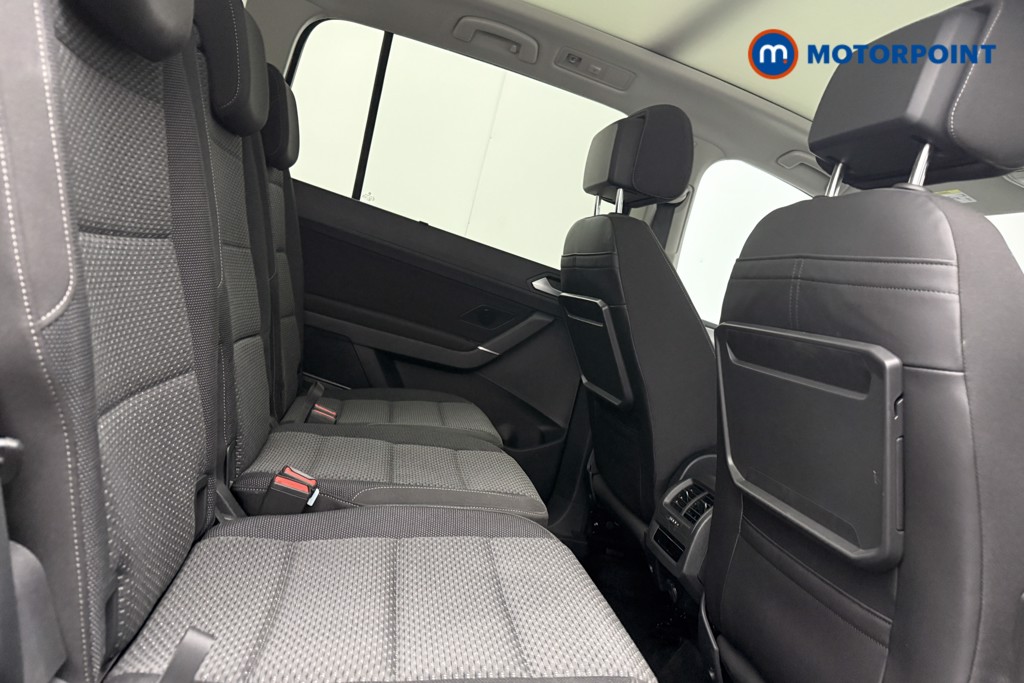 Volkswagen Touran Match Automatic Petrol People Carrier - Stock Number (1666019) - 9th supplementary image