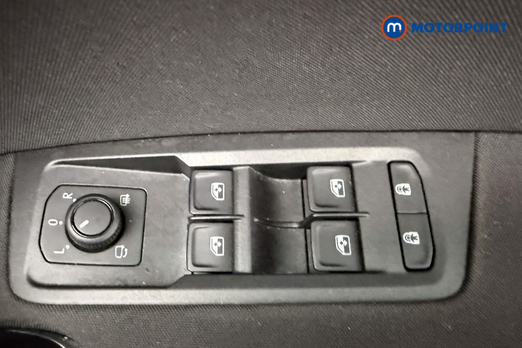 Volkswagen Touran Match Automatic Petrol People Carrier - Stock Number (1666019) - 19th supplementary image