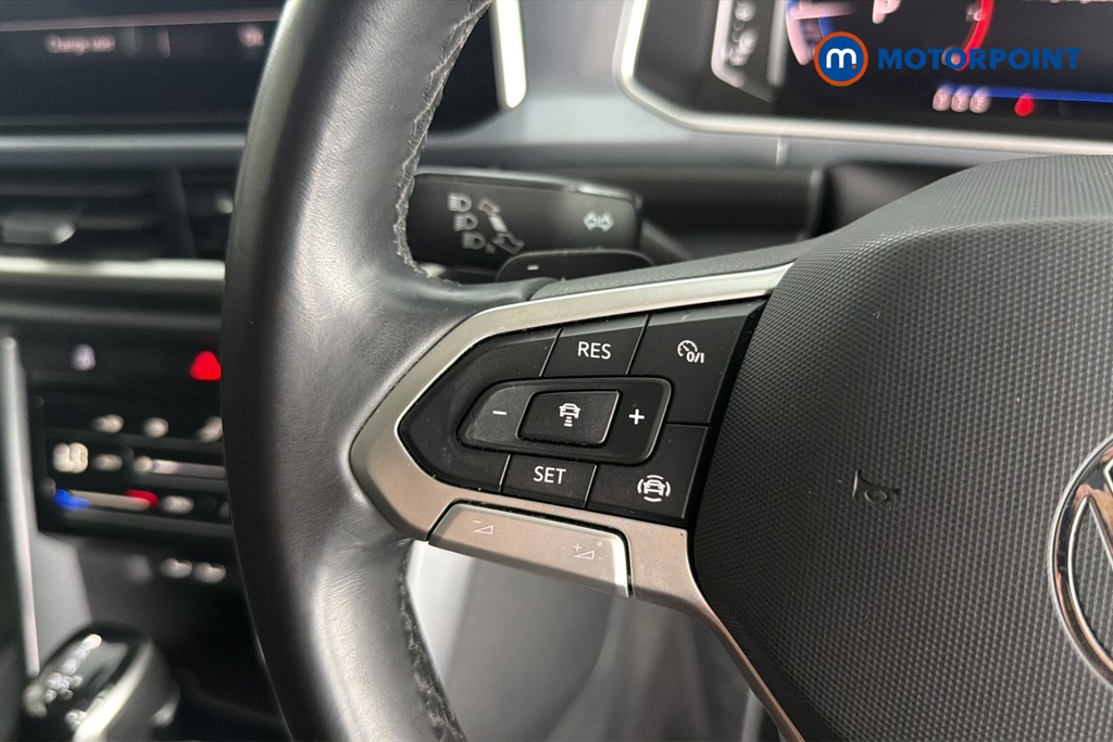 Volkswagen T-Roc Style Automatic Petrol SUV - Stock Number (1666357) - 4th supplementary image