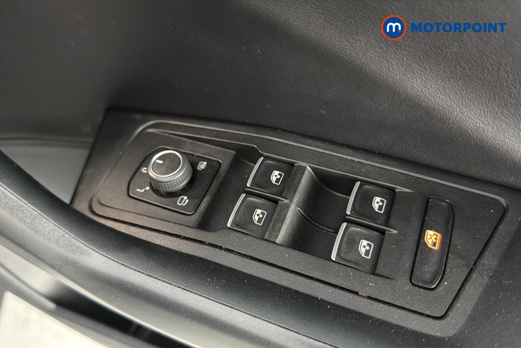 Volkswagen T-Roc Style Automatic Petrol SUV - Stock Number (1666357) - 19th supplementary image