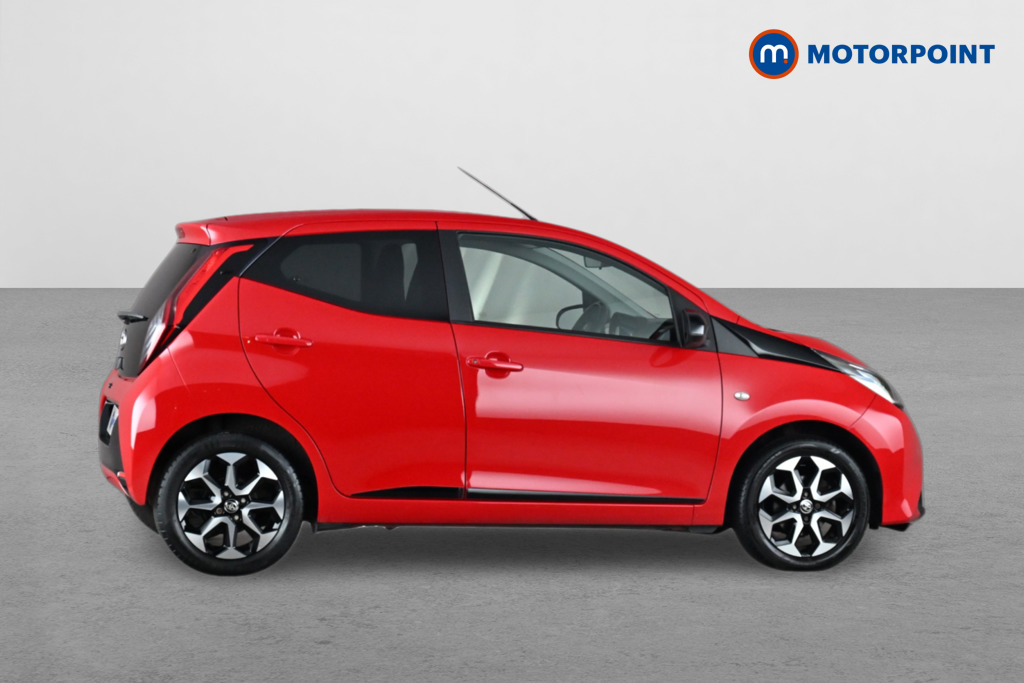 Toyota Aygo X-Trend Manual Petrol Hatchback - Stock Number (1667245) - Drivers side