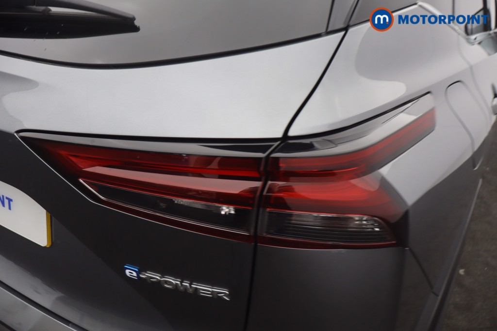 Nissan Qashqai N-Connecta Automatic Petrol-Electric Hybrid SUV - Stock Number (1667338) - 3rd supplementary image