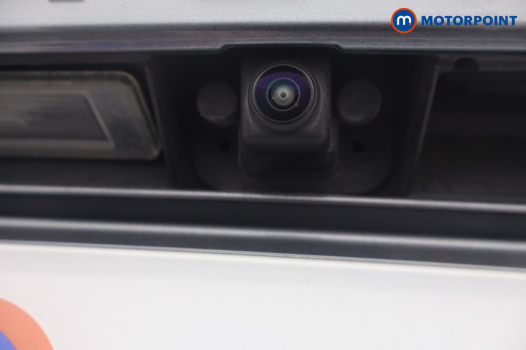 Nissan Qashqai N-Connecta Automatic Petrol-Electric Hybrid SUV - Stock Number (1667338) - 5th supplementary image