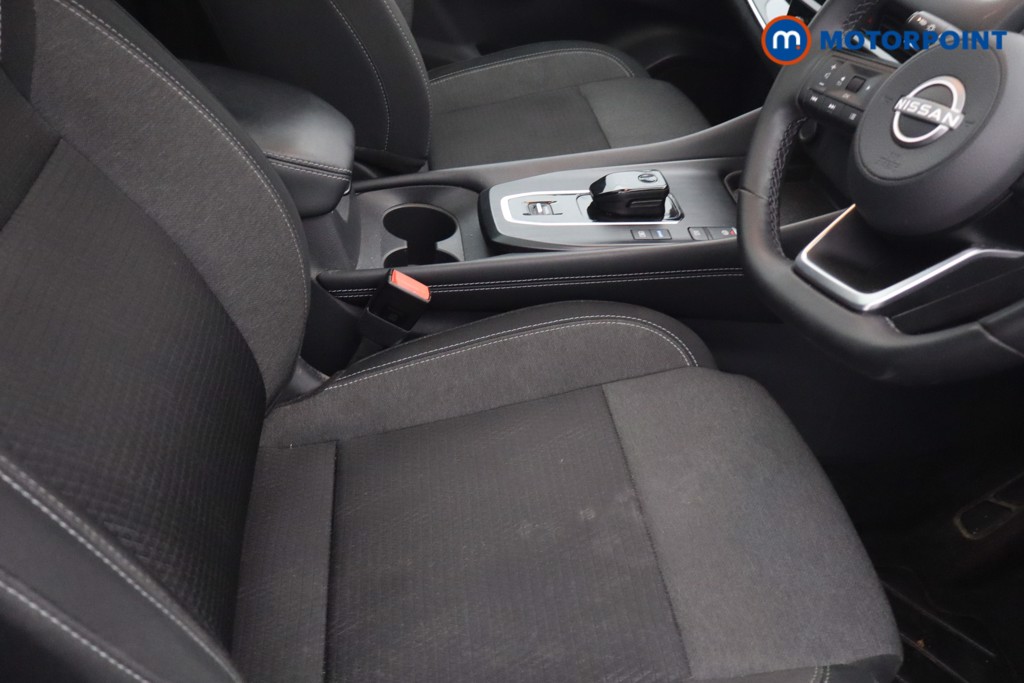 Nissan Qashqai N-Connecta Automatic Petrol-Electric Hybrid SUV - Stock Number (1667338) - 14th supplementary image