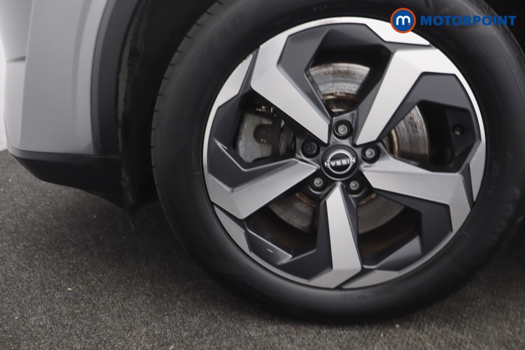 Nissan Qashqai N-Connecta Automatic Petrol-Electric Hybrid SUV - Stock Number (1667338) - 29th supplementary image