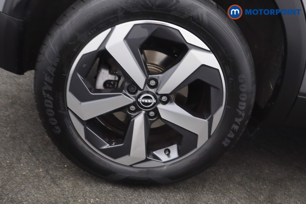 Nissan Qashqai N-Connecta Automatic Petrol-Electric Hybrid SUV - Stock Number (1667338) - 31st supplementary image