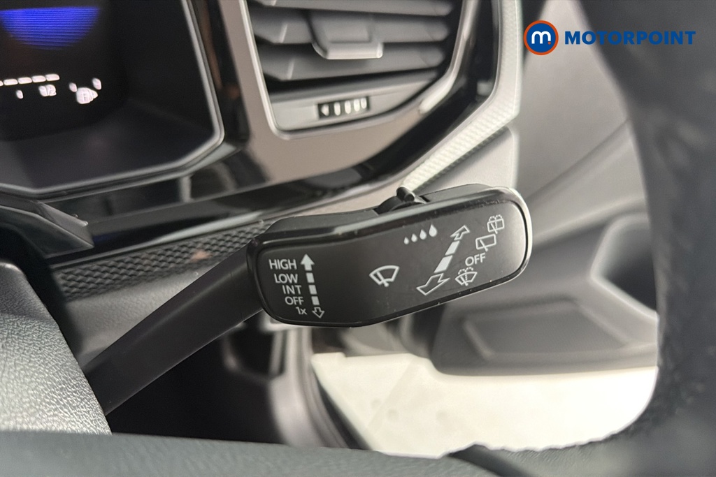 Volkswagen Taigo Life Manual Petrol SUV - Stock Number (1667548) - 6th supplementary image