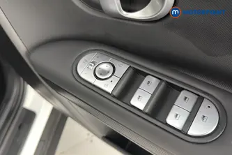 Hyundai Ioniq 5 Se Connect Automatic Electric SUV - Stock Number (1667554) - 19th supplementary image