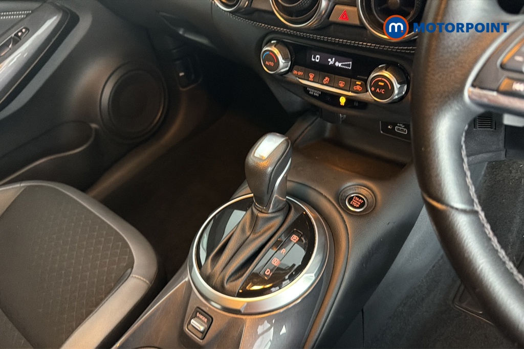 Nissan Juke N-Connecta Automatic Petrol SUV - Stock Number (1667574) - 15th supplementary image