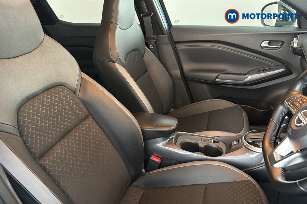 Nissan Juke N-Connecta Automatic Petrol SUV - Stock Number (1667574) - 22nd supplementary image