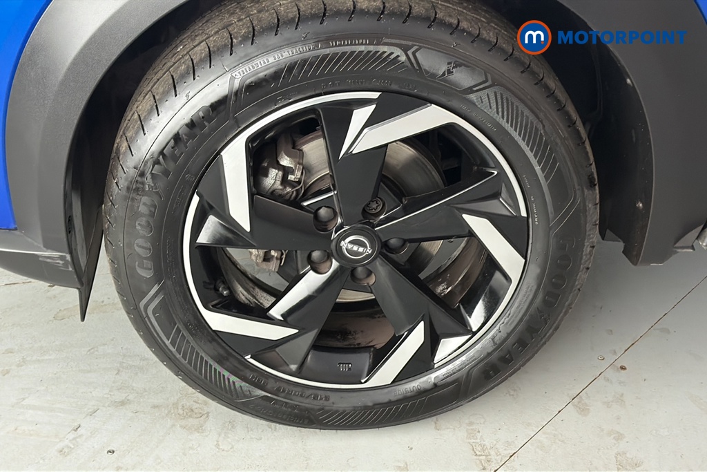 Nissan Juke N-Connecta Automatic Petrol SUV - Stock Number (1667574) - 44th supplementary image