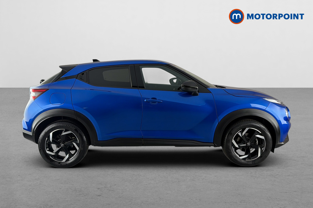 Nissan Juke N-Connecta Automatic Petrol SUV - Stock Number (1667574) - Passenger side