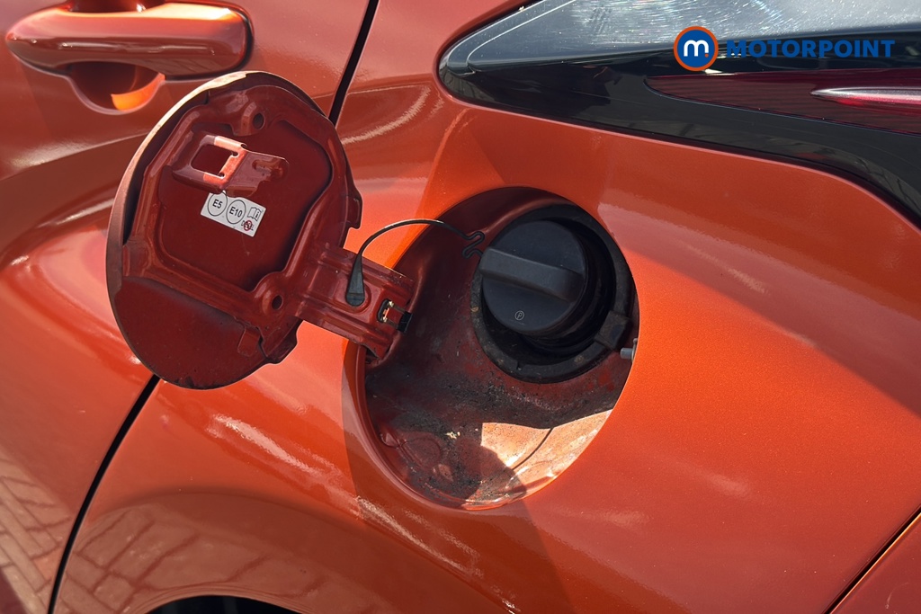 Toyota Yaris Icon Automatic Petrol-Electric Hybrid Hatchback - Stock Number (1667736) - 41st supplementary image