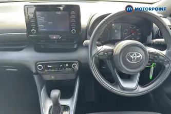 Toyota Yaris Icon Automatic Petrol-Electric Hybrid Hatchback - Stock Number (1667736) - 1st supplementary image