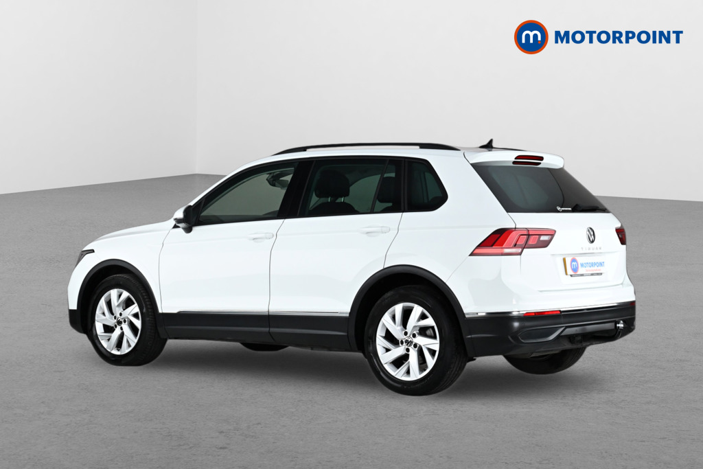 Volkswagen Tiguan Life Automatic Diesel SUV - Stock Number (1667810) - Passenger side rear corner