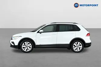 Volkswagen Tiguan Life Automatic Diesel SUV - Stock Number (1667810) - Passenger side