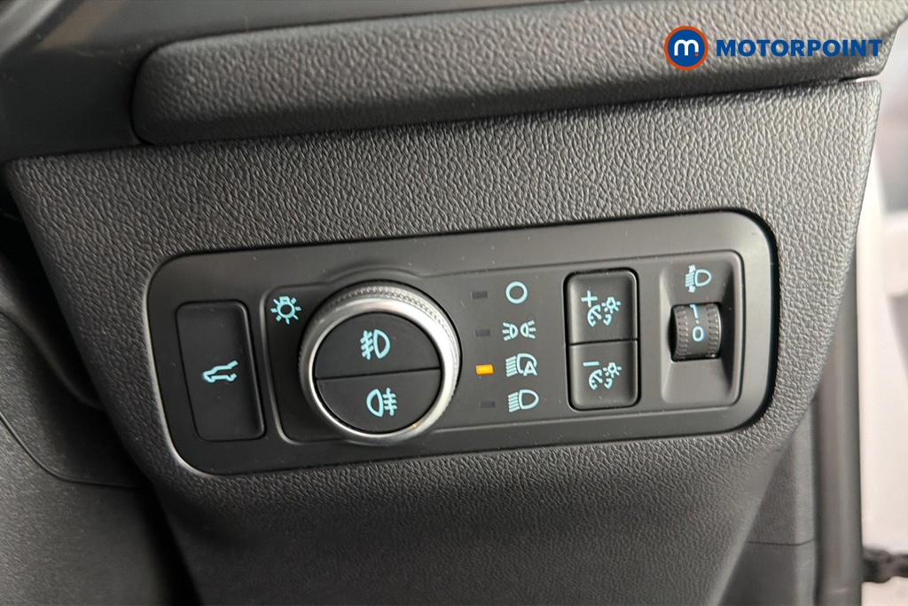 Ford Kuga St-Line Edition Automatic Petrol-Electric Hybrid SUV - Stock Number (1667815) - 11th supplementary image