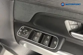 Mercedes-Benz EQB Amg Line Automatic Electric SUV - Stock Number (1667904) - 19th supplementary image
