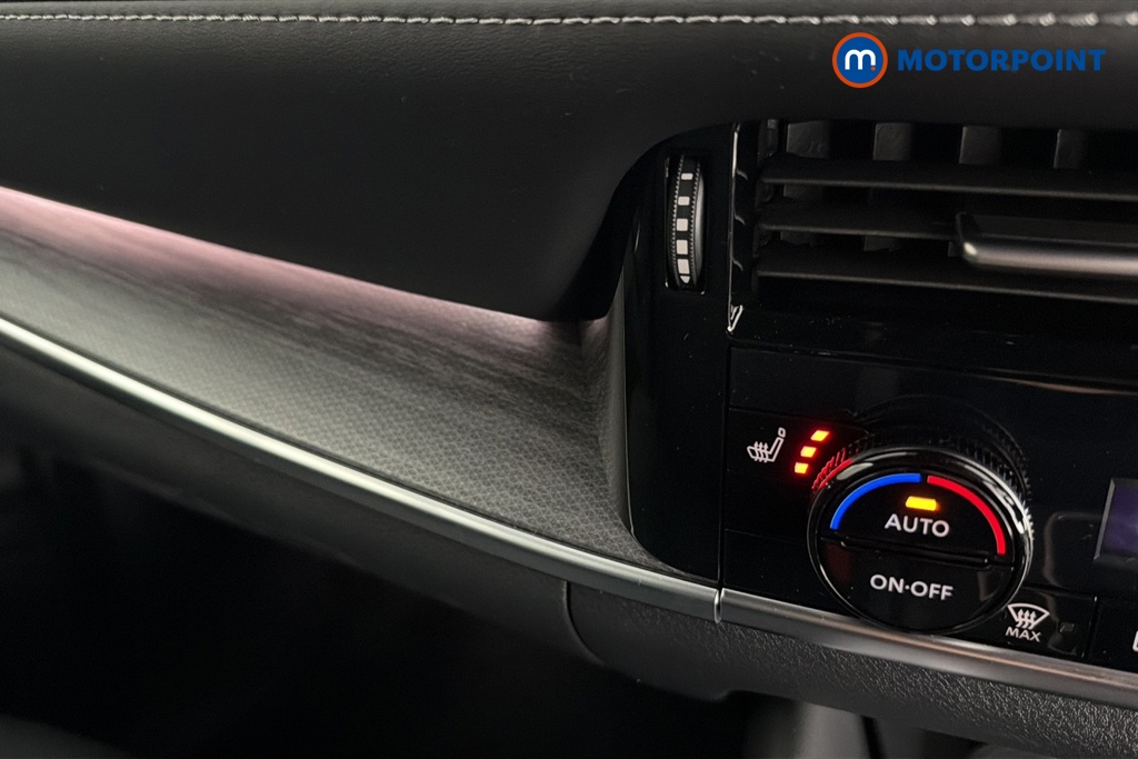 Nissan Qashqai Tekna Automatic Petrol SUV - Stock Number (1668023) - 14th supplementary image