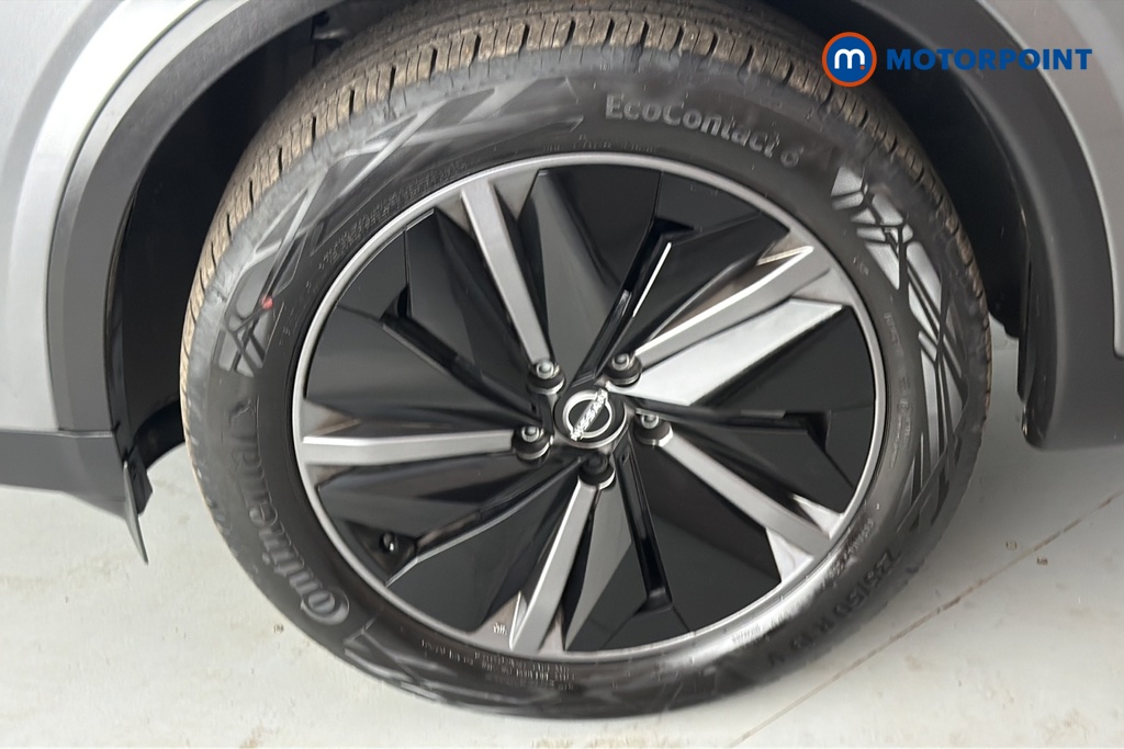 Nissan Qashqai Tekna Automatic Petrol SUV - Stock Number (1668023) - 44th supplementary image
