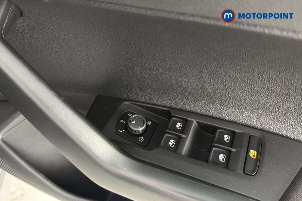 Volkswagen Polo Match Manual Petrol Hatchback - Stock Number (1668200) - 19th supplementary image