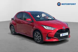 Toyota Yaris Design Automatic Petrol-Electric Hybrid Hatchback - Stock Number (1668301) - Drivers side front corner