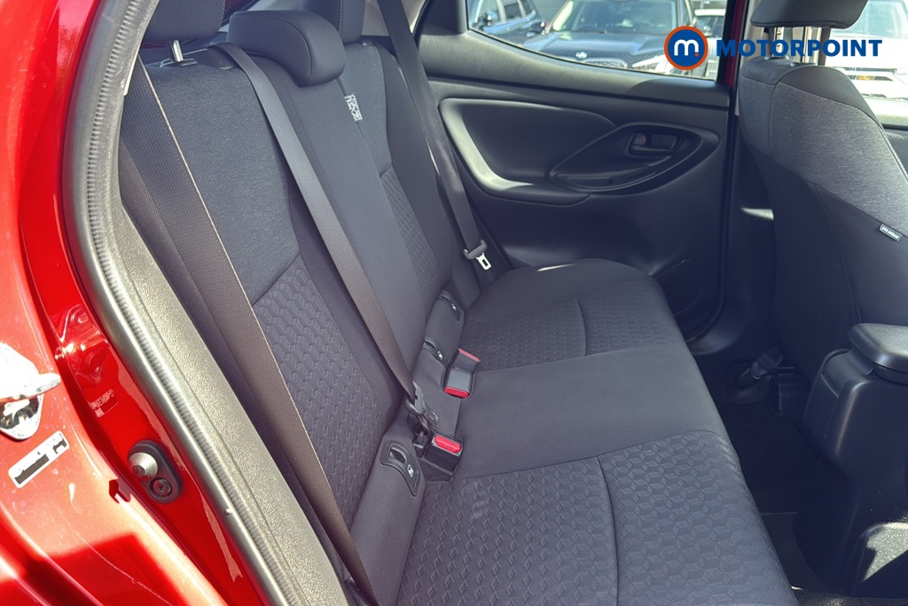 Toyota Yaris Design Automatic Petrol-Electric Hybrid Hatchback - Stock Number (1668301) - 25th supplementary image
