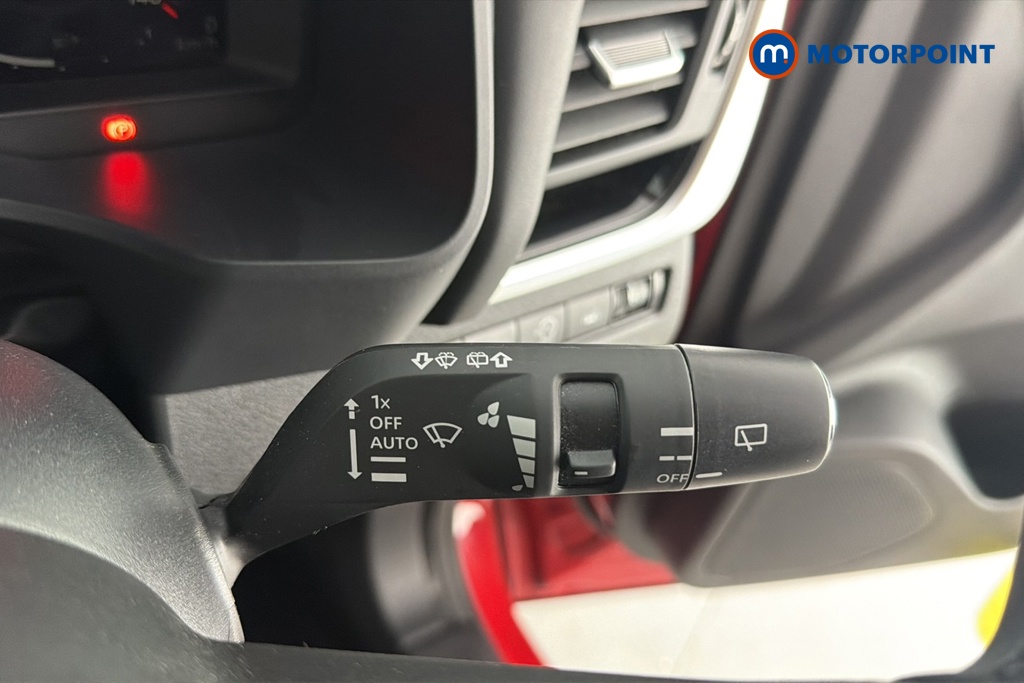Nissan Qashqai N-Connecta Manual Petrol SUV - Stock Number (1668391) - 6th supplementary image