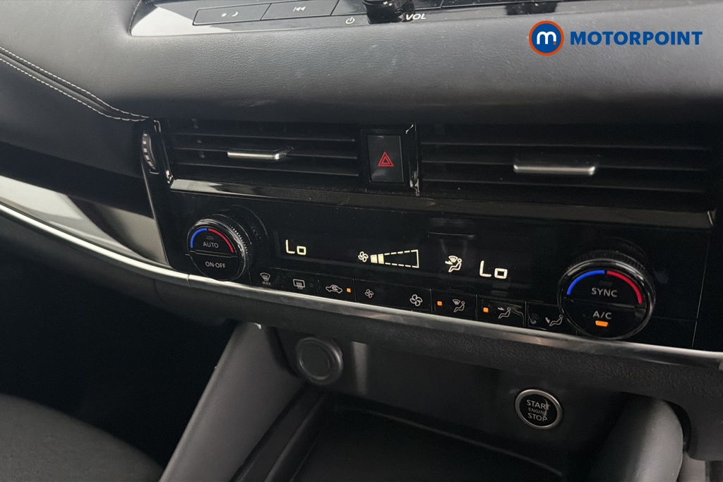 Nissan Qashqai N-Connecta Manual Petrol SUV - Stock Number (1668391) - 12th supplementary image