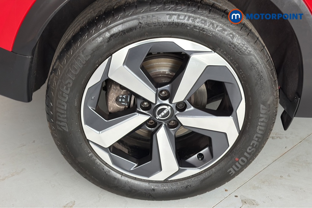 Nissan Qashqai N-Connecta Manual Petrol SUV - Stock Number (1668391) - 46th supplementary image