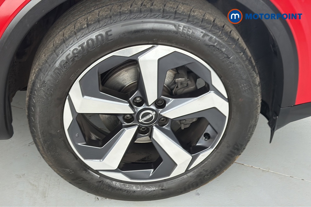 Nissan Qashqai N-Connecta Manual Petrol SUV - Stock Number (1668391) - 47th supplementary image