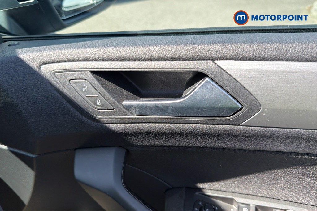 Volkswagen Touran Match Manual Petrol People Carrier - Stock Number (1668476) - 19th supplementary image