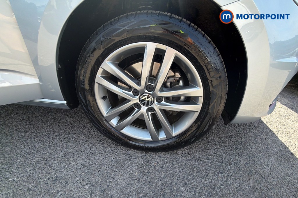 Volkswagen Touran Match Manual Petrol People Carrier - Stock Number (1668476) - 37th supplementary image