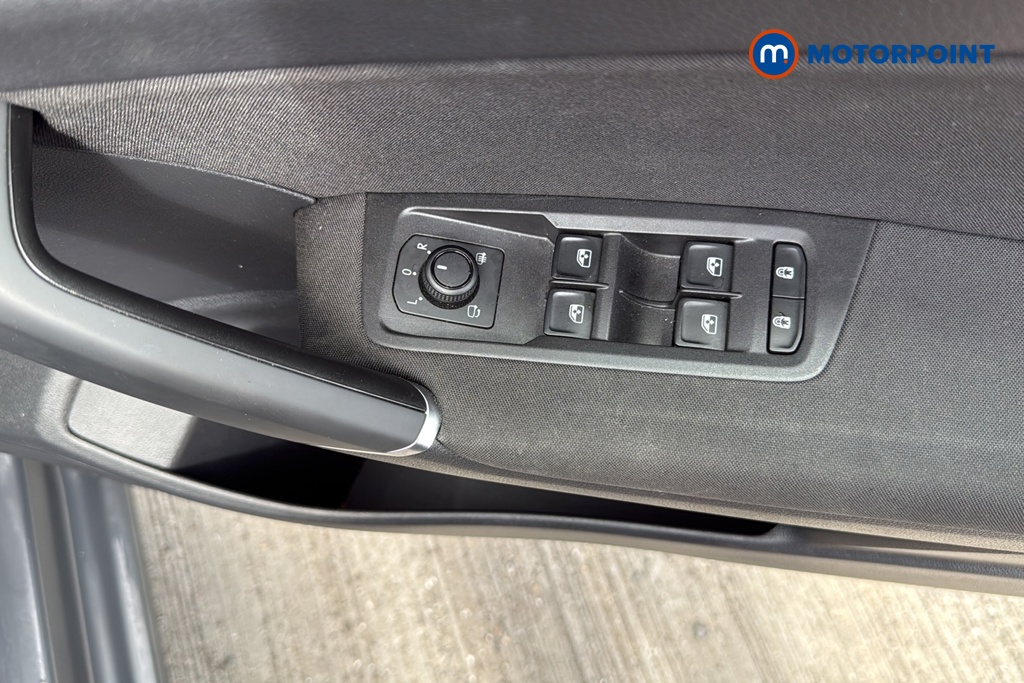 Volkswagen Touran Match Automatic Petrol People Carrier - Stock Number (1668516) - 19th supplementary image