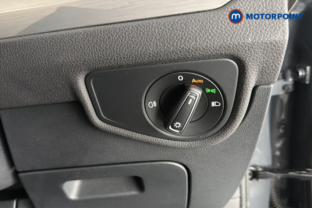 Volkswagen Touran Match Automatic Petrol People Carrier - Stock Number (1668519) - 11th supplementary image