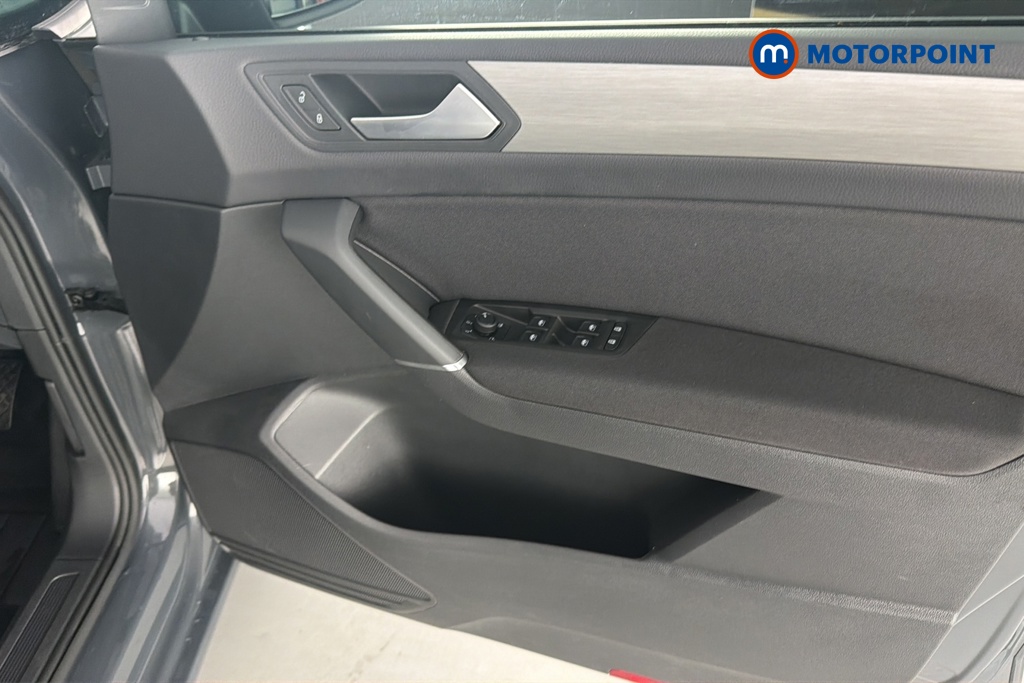 Volkswagen Touran Match Automatic Petrol People Carrier - Stock Number (1668519) - 18th supplementary image